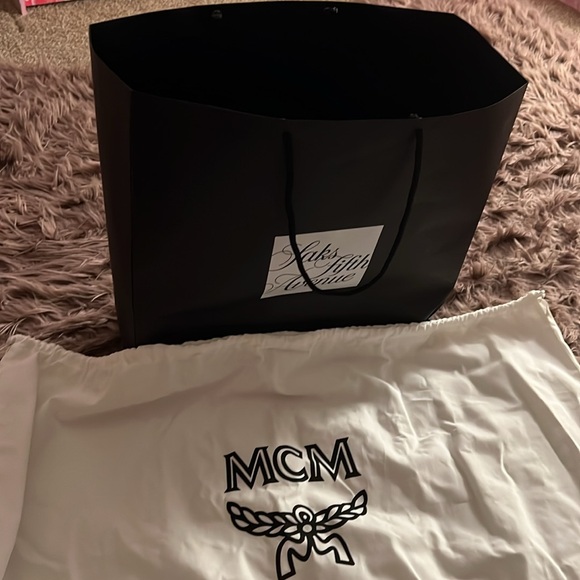 Big MCM bag - Picture 16 of 16